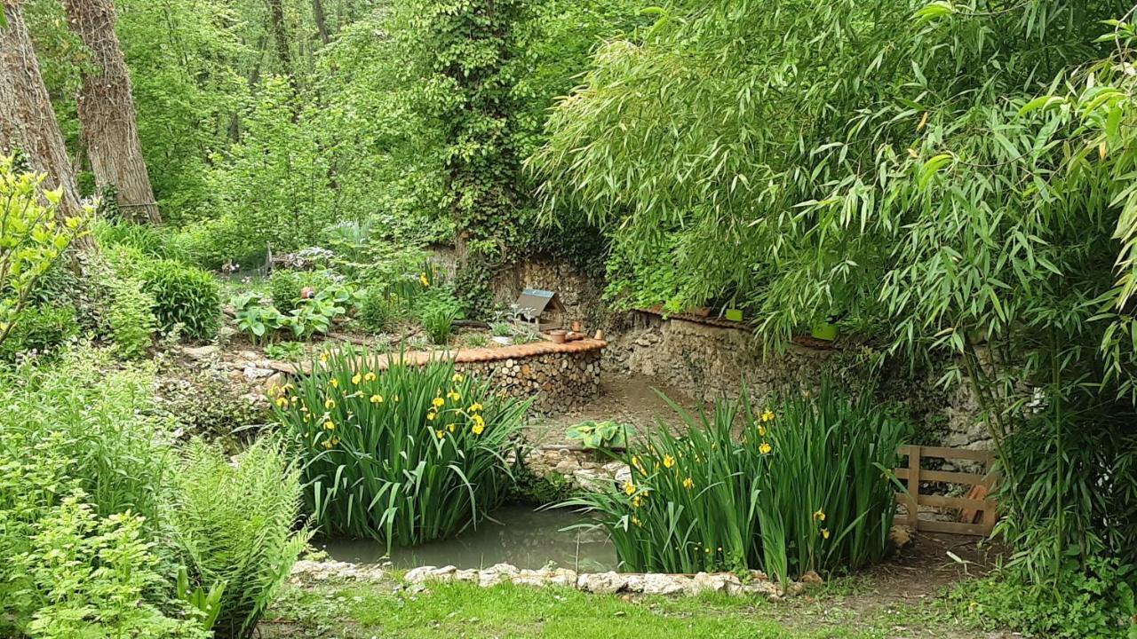 Le Clos Du Buisson Saint-Julien-de-la-Liegue Zewnętrze zdjęcie
