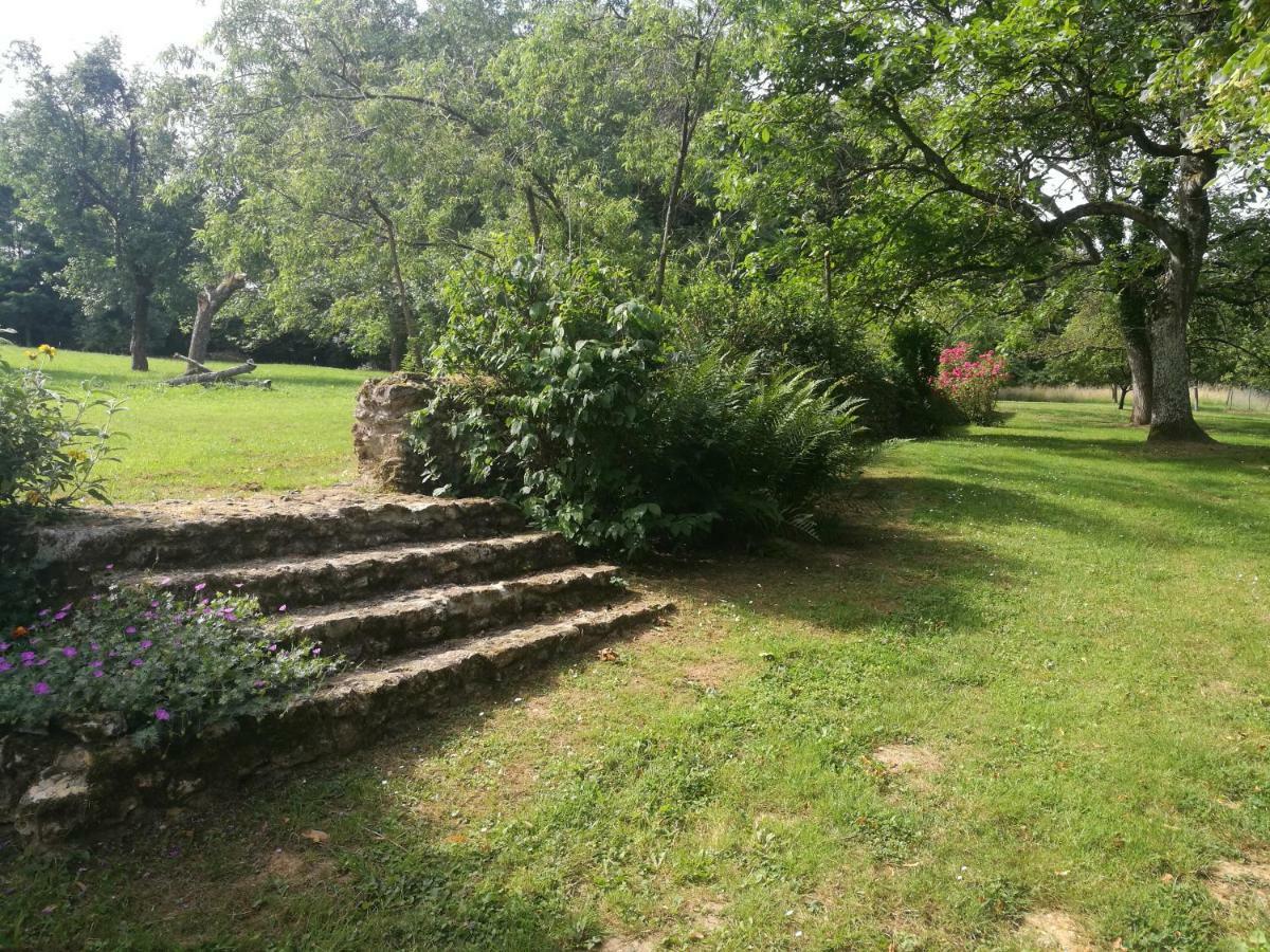 Le Clos Du Buisson Saint-Julien-de-la-Liegue Zewnętrze zdjęcie